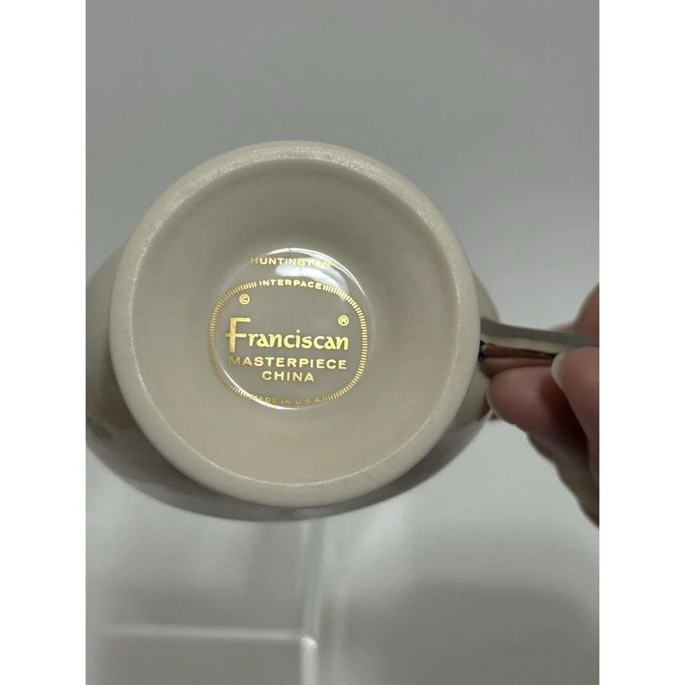 FRANCISCAN‎ HUNTINGTON CREAMER 8 OZ PLATINUM HANDLE & PLATINUM TRIM